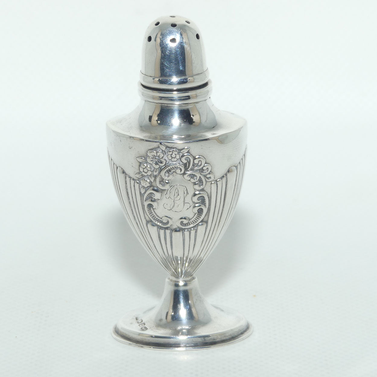 Victorian era Sterling Silver pepperette | Birmingham 1896