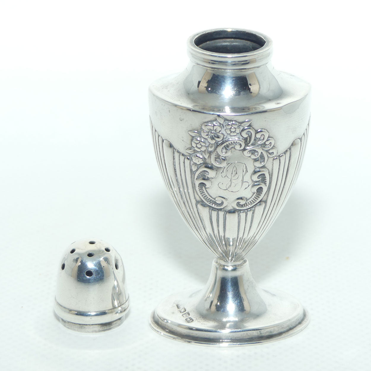 Victorian era Sterling Silver pepperette | Birmingham 1896