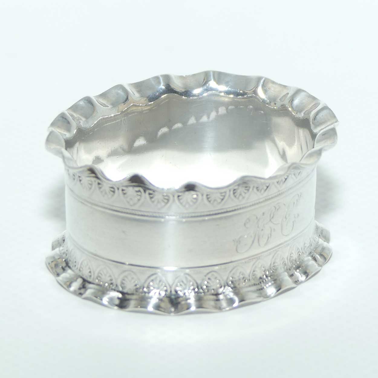 Late Victorian era Sterling Silver frilled edge napkin or serviette ring | Chester 1898 | 24g