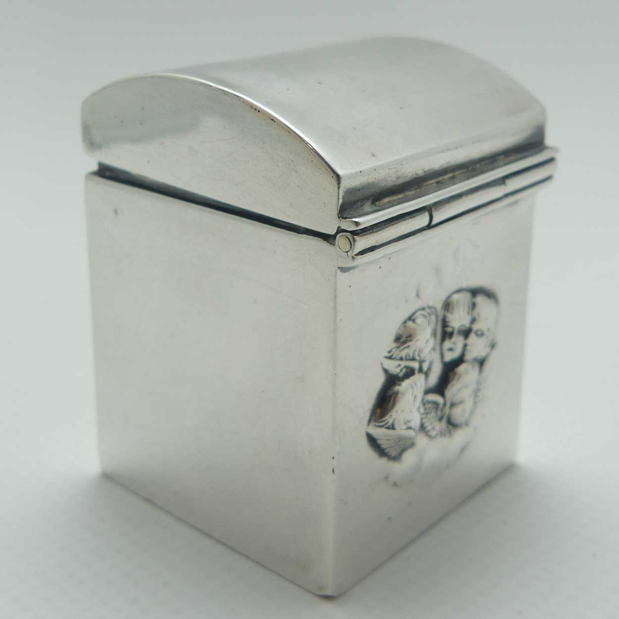 late Victorian era Sterling Silver miniature playing card box | contains 2 sets of cards | Birmingham 1900