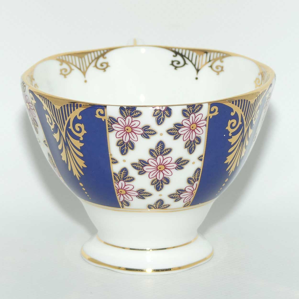 Royal Albert duo | 100 Years of Royal Albert | 1900's Regency Blue