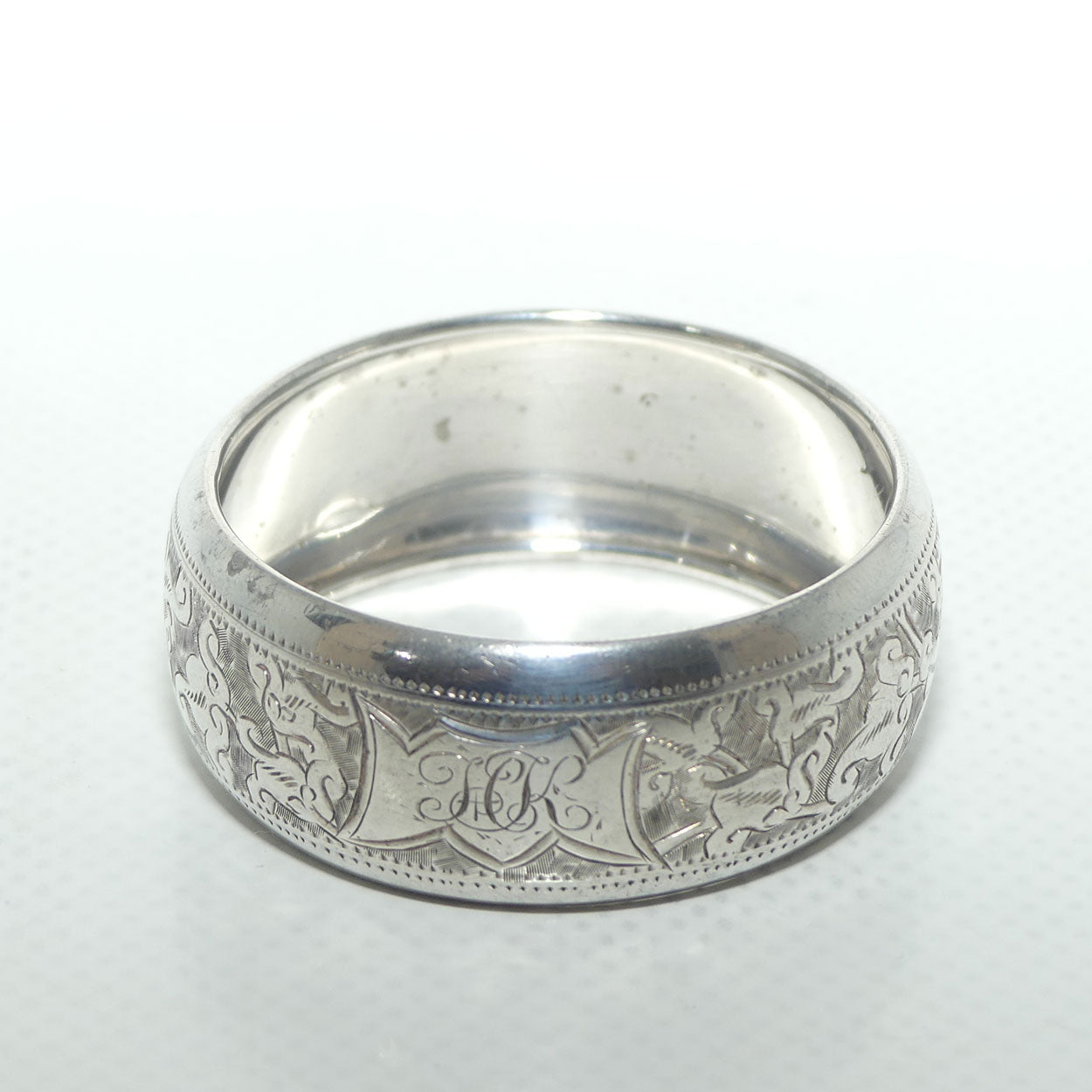 Finely decorated Sterling Silver circular napkin ring | Birmingham 1905 | 14.8g