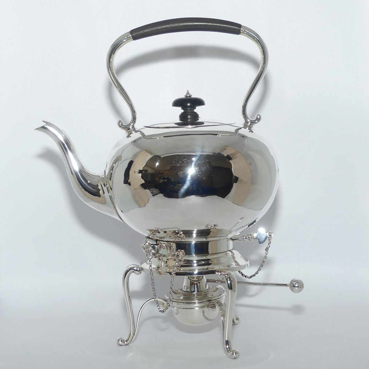 Sterling Silver spirit kettle on stand with burner | Sheffield 1912 | 920g | Martin Hall and Co Ltd