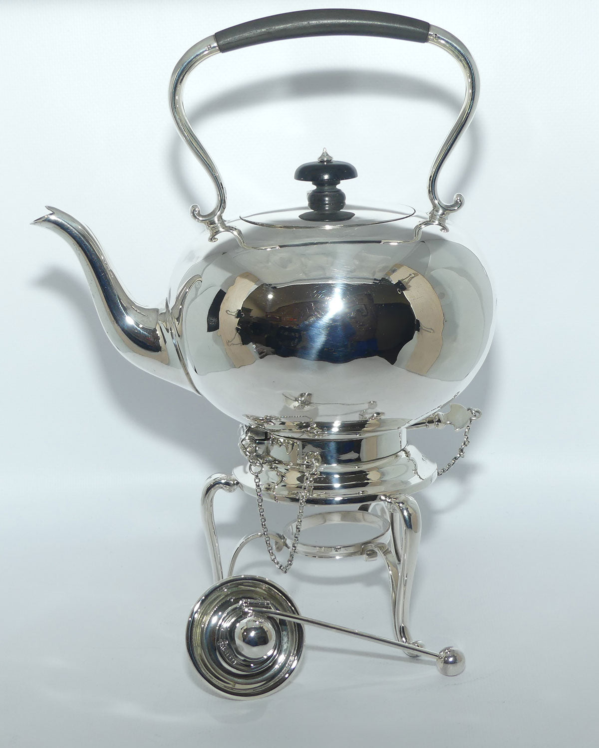 Sterling Silver spirit kettle on stand with burner | Sheffield 1912 | 920g | Martin Hall and Co Ltd