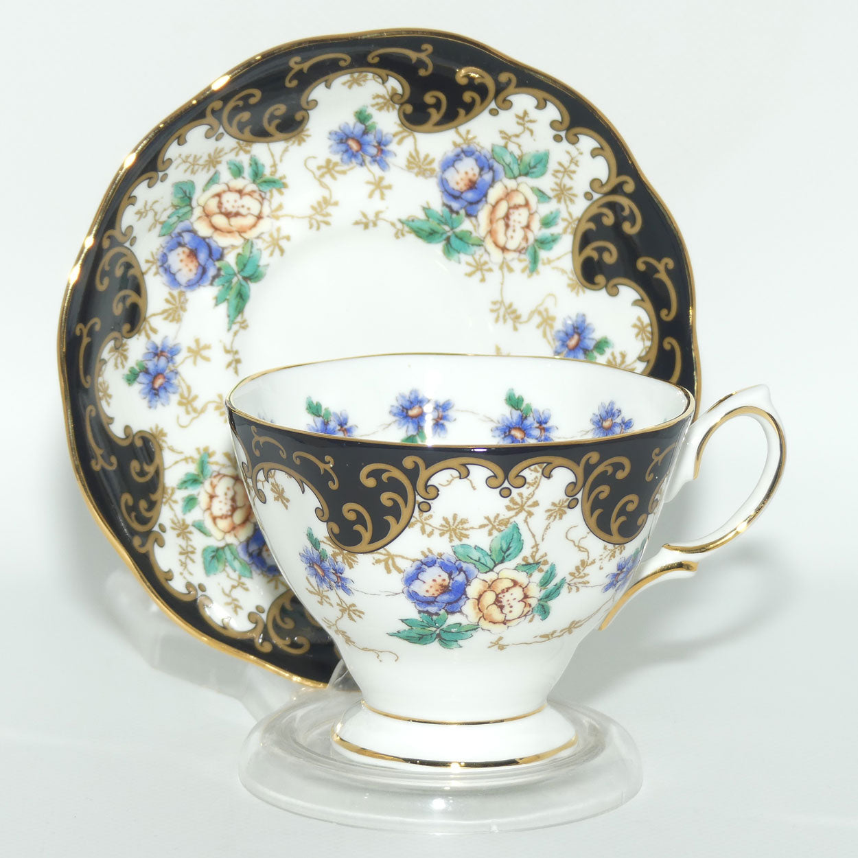 Royal Albert duo | 100 Years of Royal Albert | 1910's Duchess