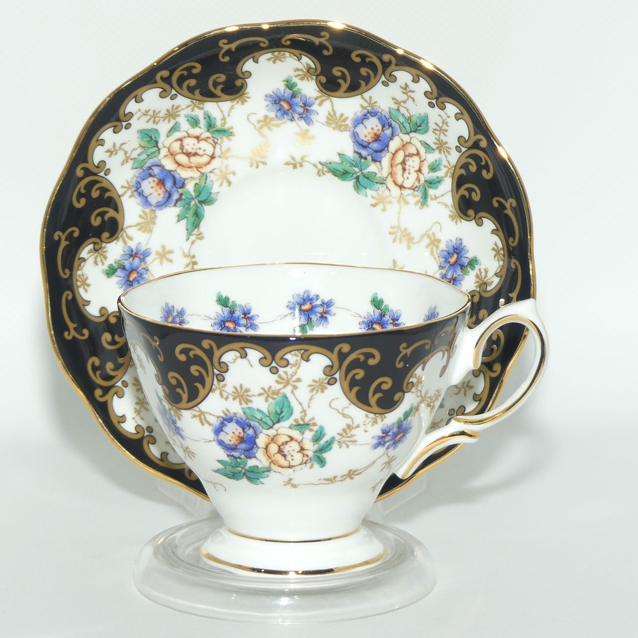 Royal Albert duo | 100 Years of Royal Albert | 1910's Duchess