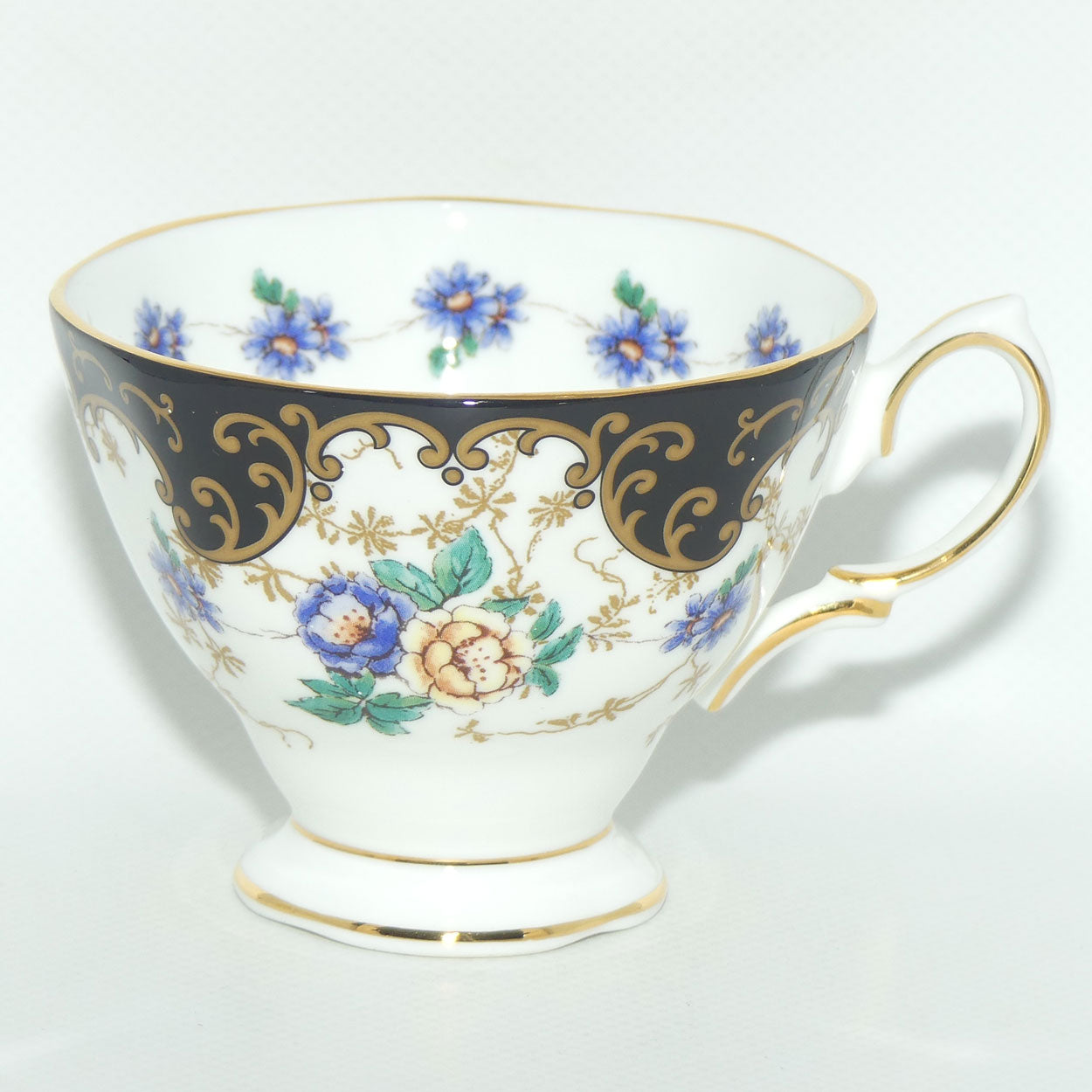 Royal Albert duo | 100 Years of Royal Albert | 1910's Duchess