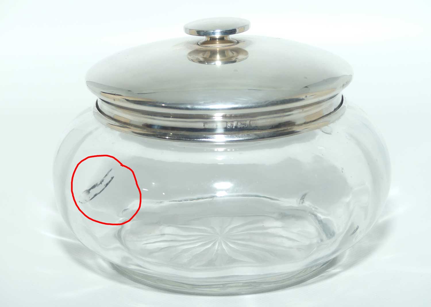 Sterling Silver lid ladies dressing table trinket box, powder bowl or hair tidy | Birmingham 1921