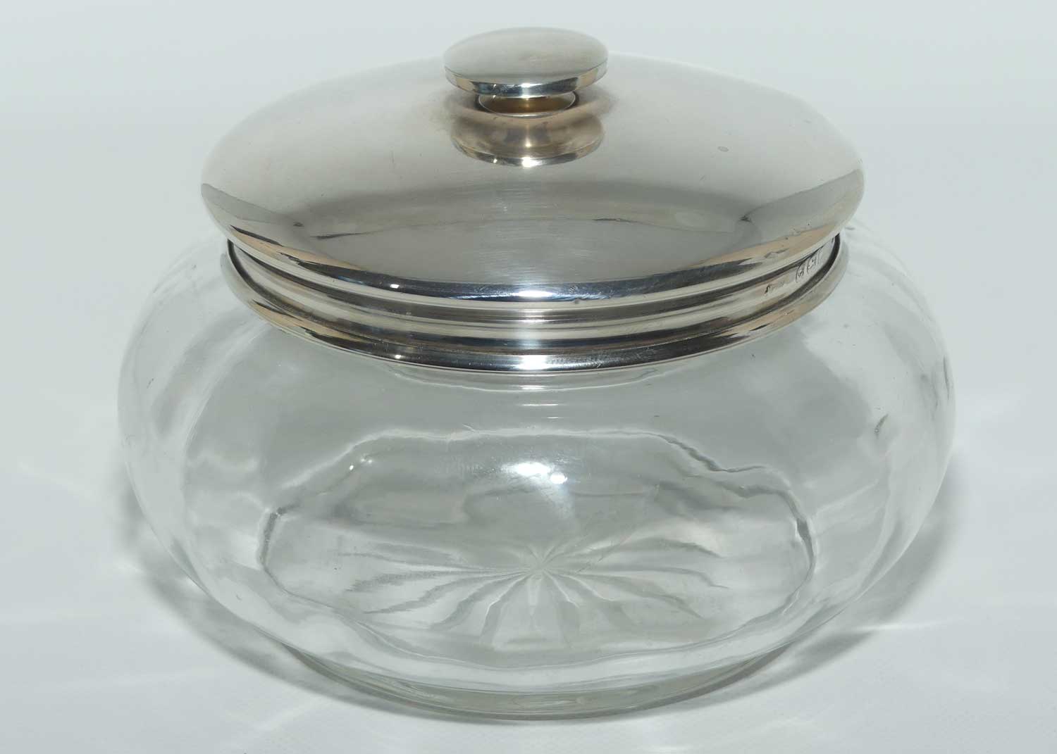 Sterling Silver lid ladies dressing table trinket box, powder bowl or hair tidy | Birmingham 1921