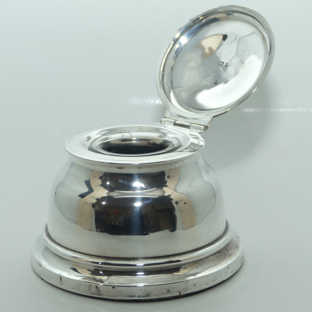 Sterling Silver Capstan style Inkwell | Large Size | Birmingham 1945