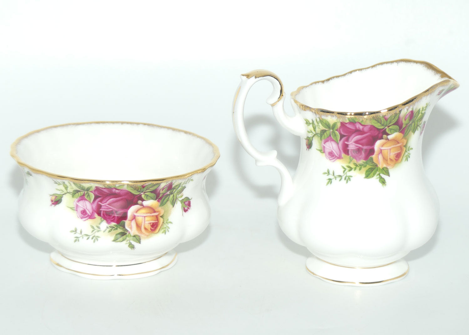Royal Albert Bone China England Old Country Roses Milk and Sugar on Tray | Tea Size | © 1962 Royal Albert Ltd backstamp | #2