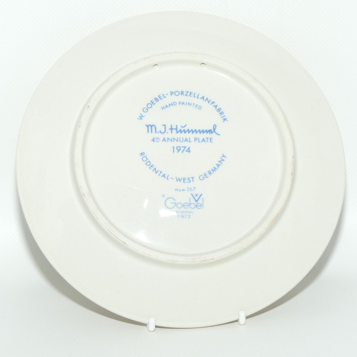 HUM0267 MI Hummel Annual Plate 1974 | Goose Girl