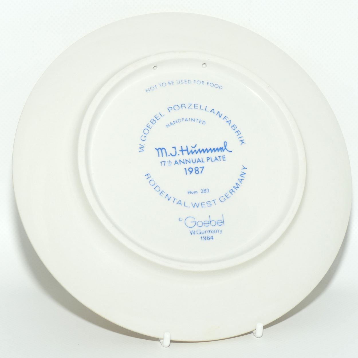 HUM0283 MI Hummel Annual Plate 1987 | Chick Girl