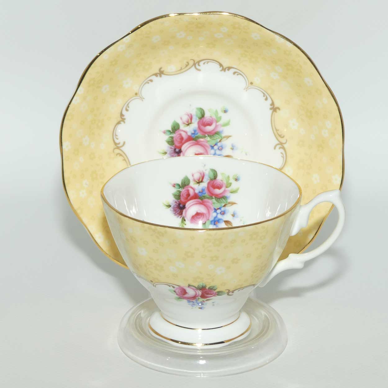 Royal Albert duo | 100 Years of Royal Albert | 1990's Bouquet