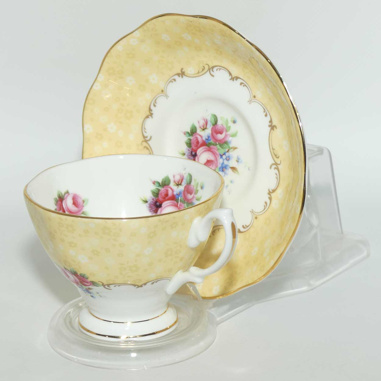 Royal Albert duo | 100 Years of Royal Albert | 1990's Bouquet