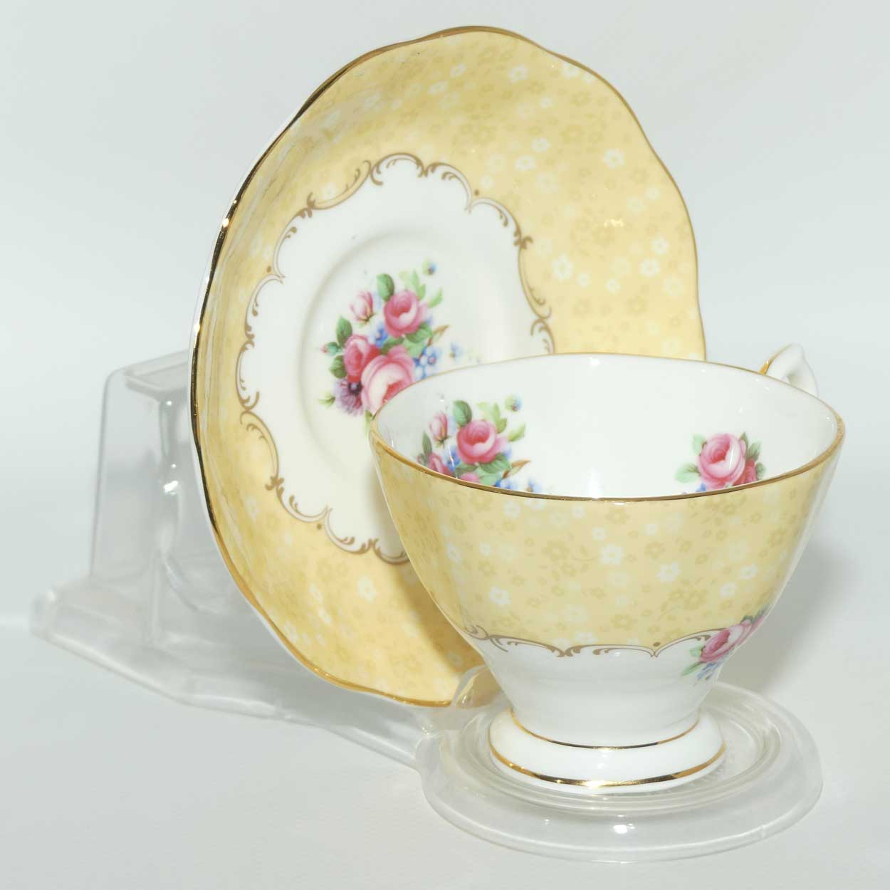 Royal Albert duo | 100 Years of Royal Albert | 1990's Bouquet