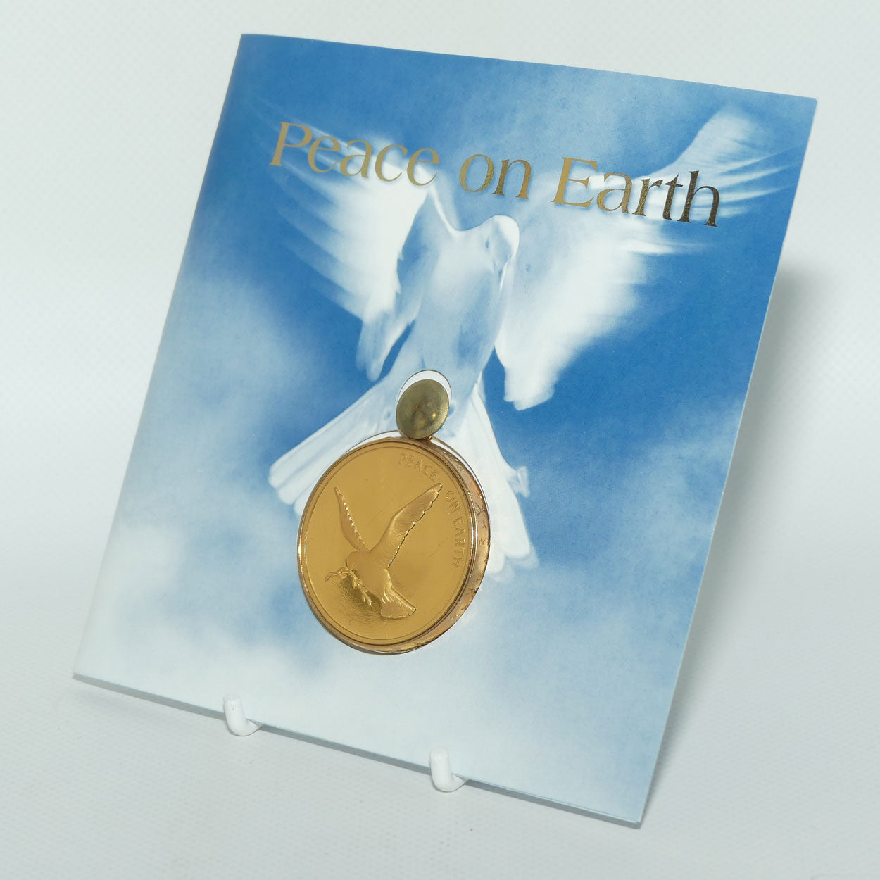 RAM 2004 Christmas Medallion | Peace on Earth | Seasons Greetings