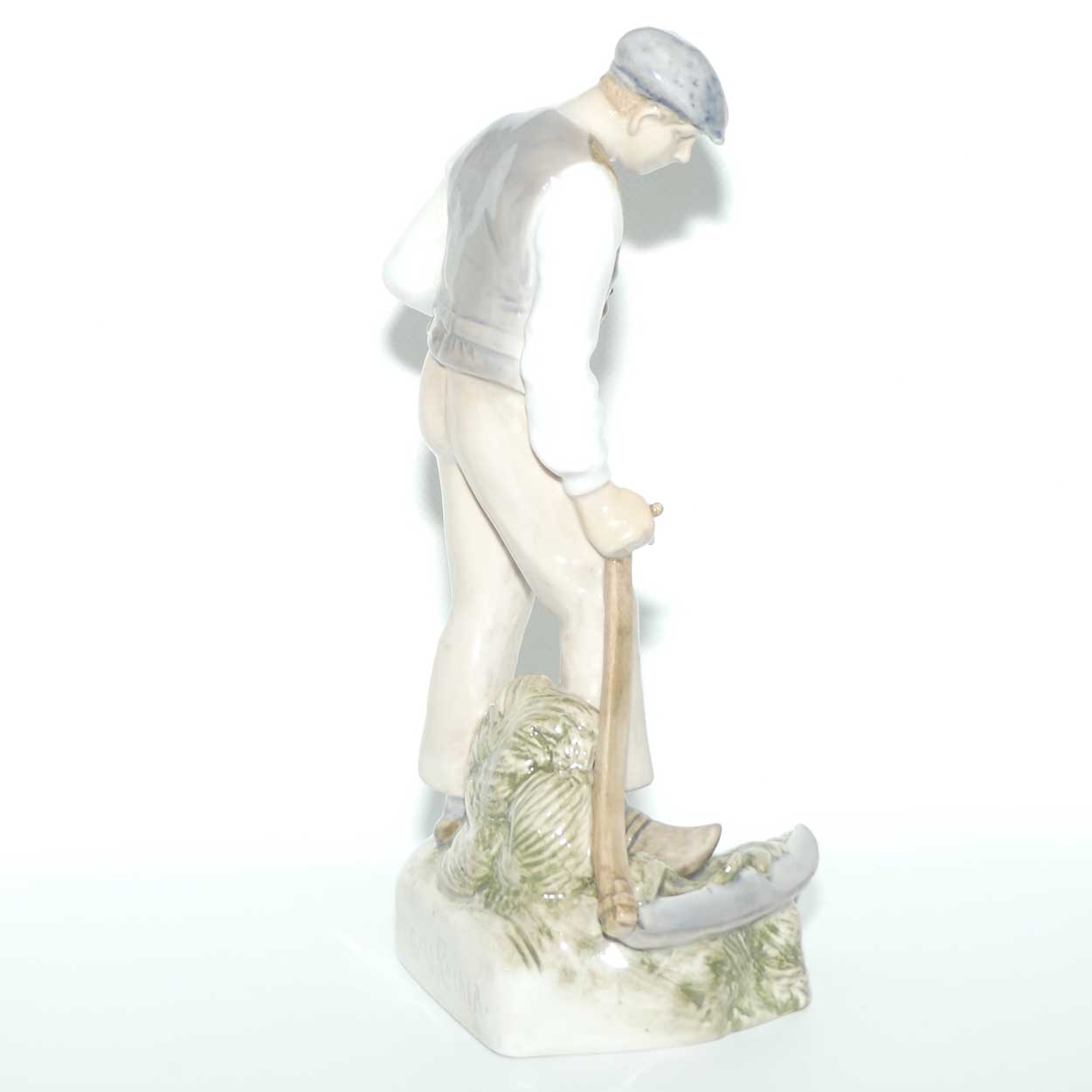 Bing and Grondahl figure 2043 | Farmer with Scythe