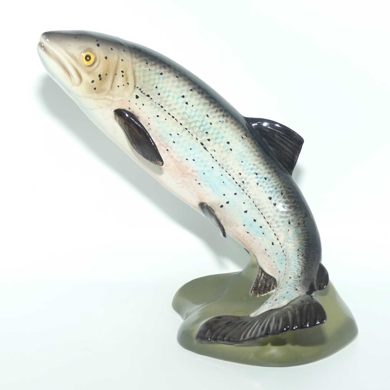 #2066 Beswick Salmon