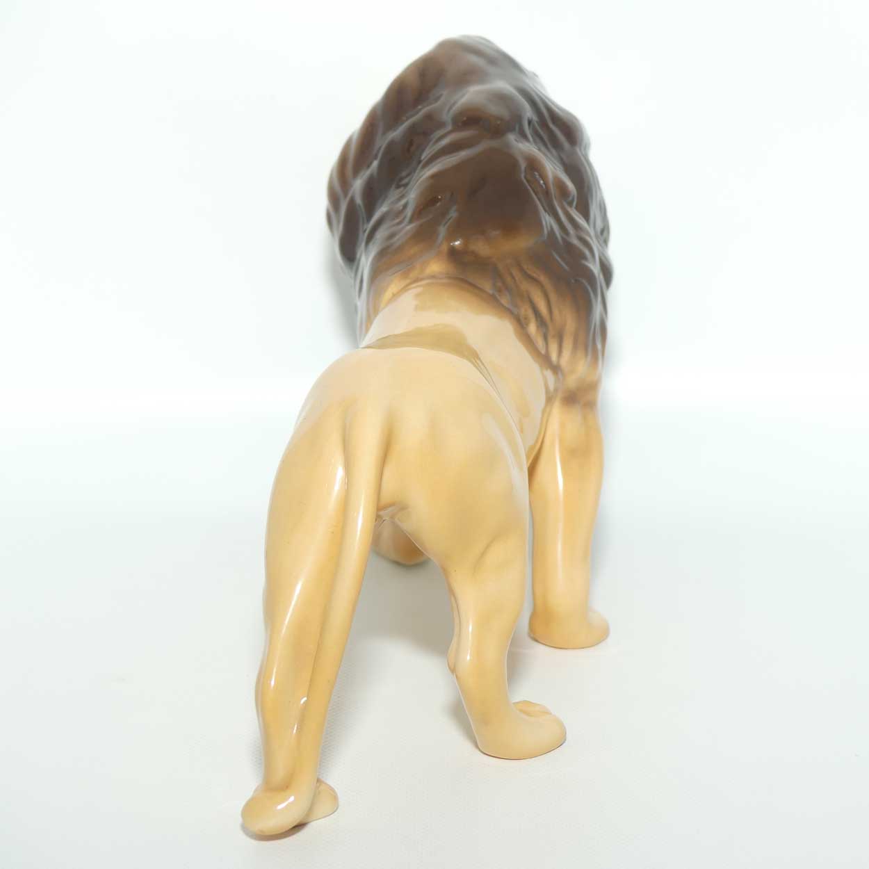 #2089 Beswick Lion | Facing Left | paler colour