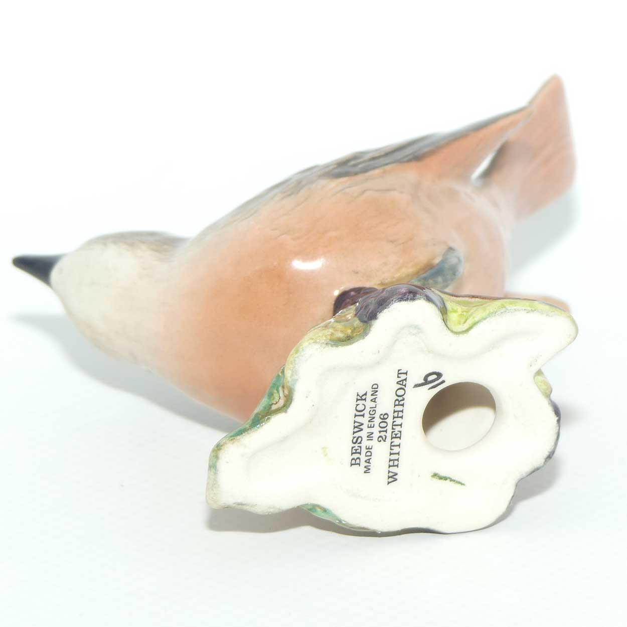 #2106B Beswick Whitethroat | Leaf Base