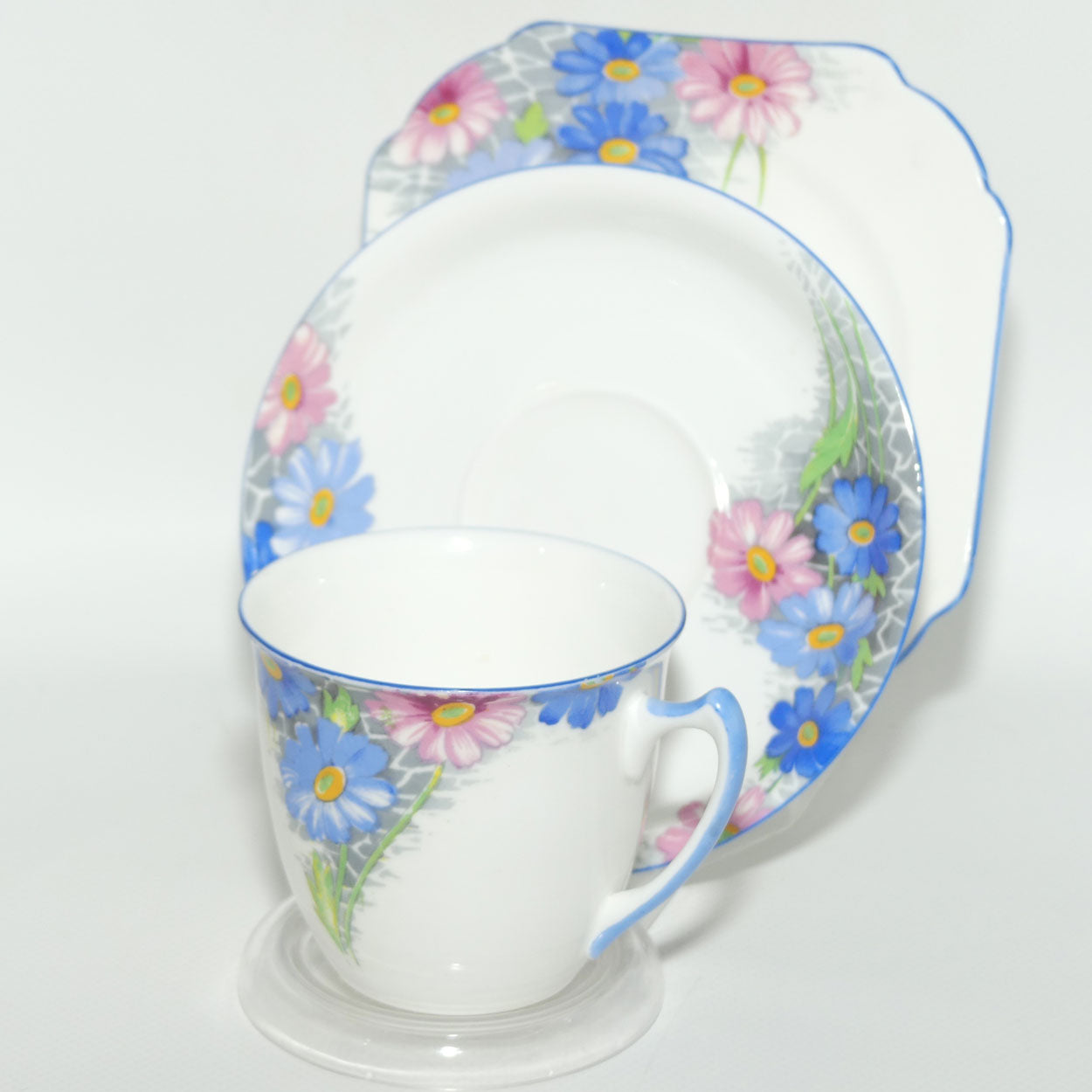 Shelley Strand shape Blue and Pink Daisy pattern trio | Z12216