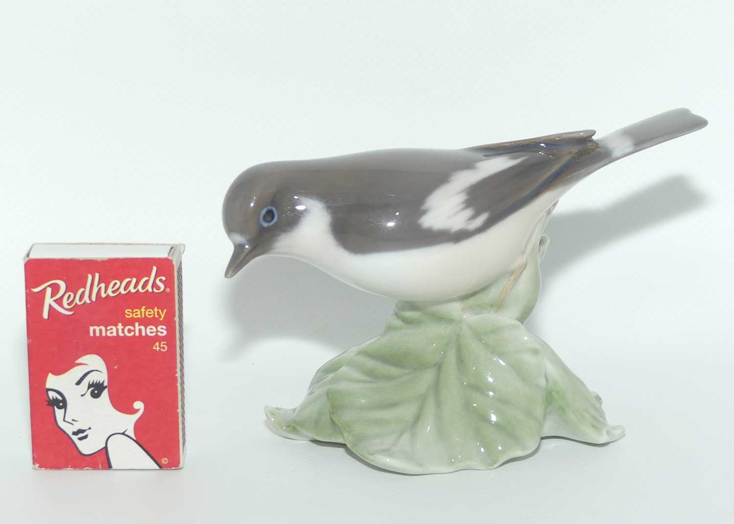 Royal Copenhagen figure of a bird | Flycatcher | #2144