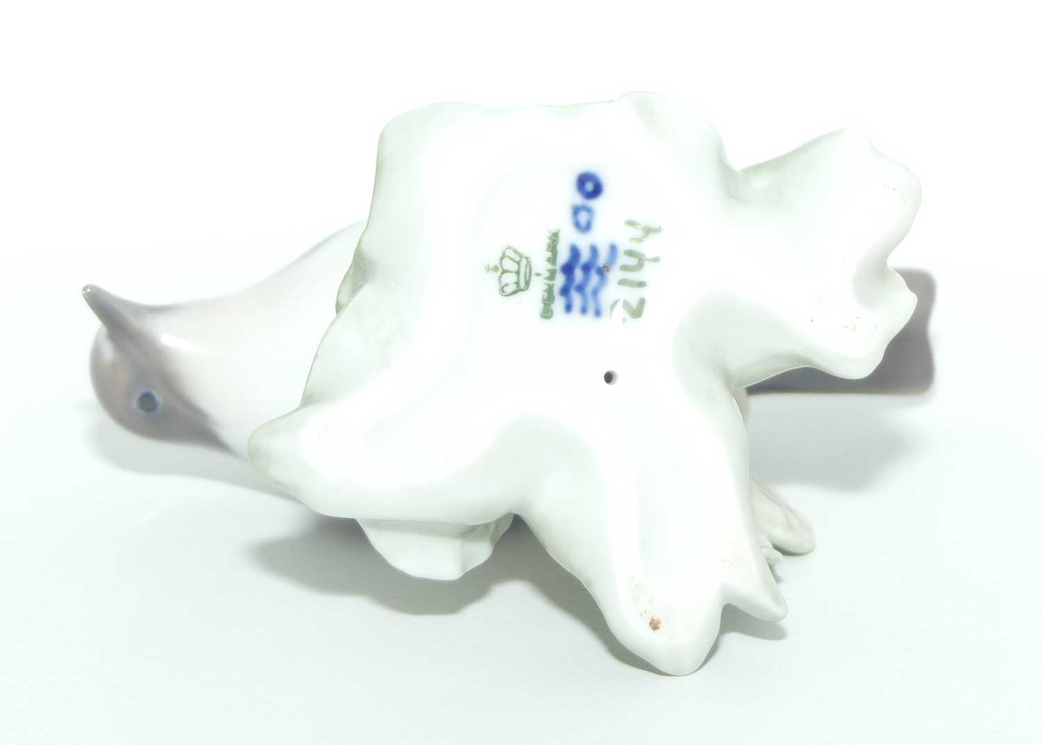 Royal Copenhagen figure of a bird | Flycatcher | #2144