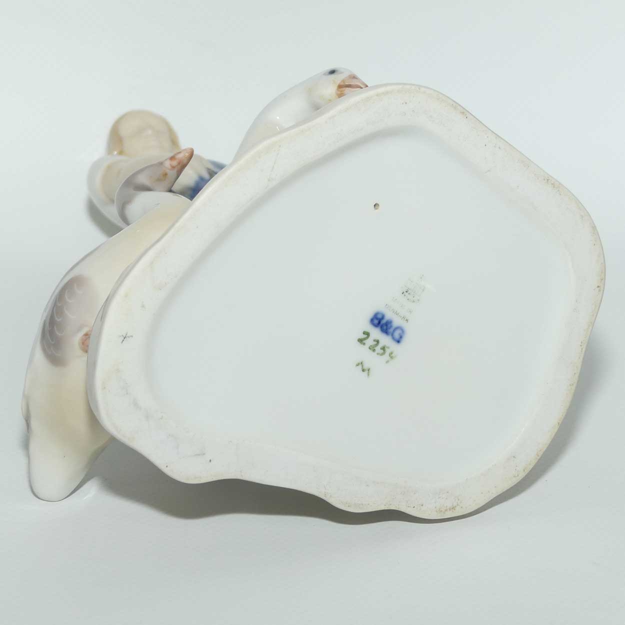 Bing and Grondahl figure | Farm Girl with Geese | #2254