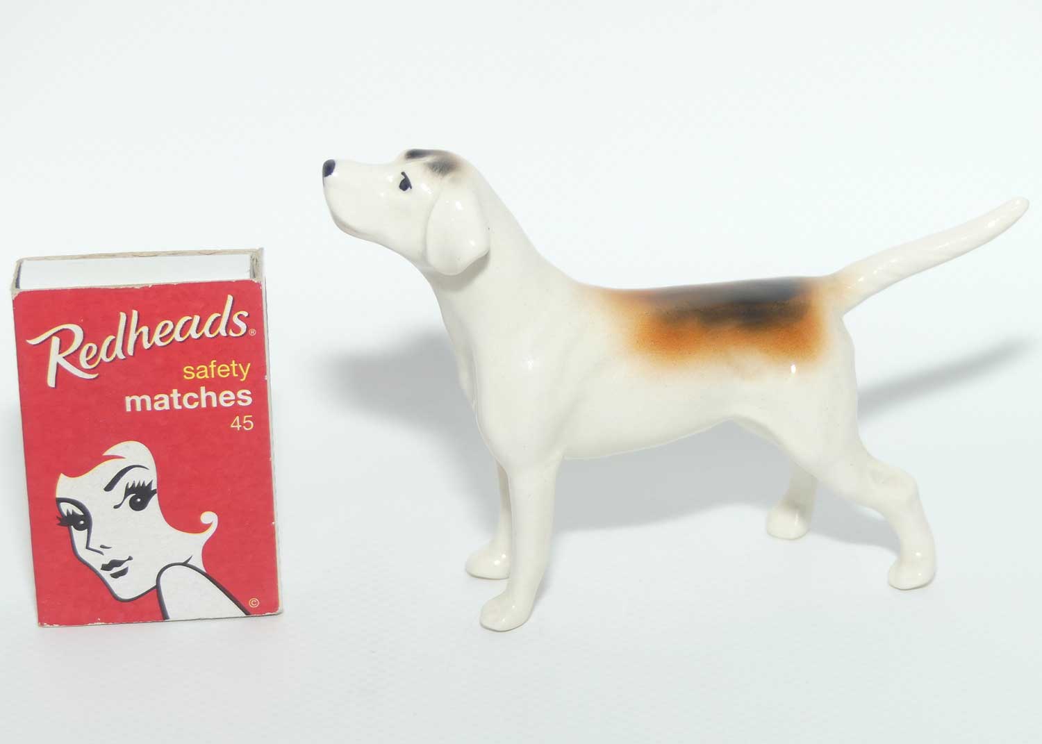 #2262 Beswick Foxhound | Looking Up | Thin Legs and Tail | Gloss
