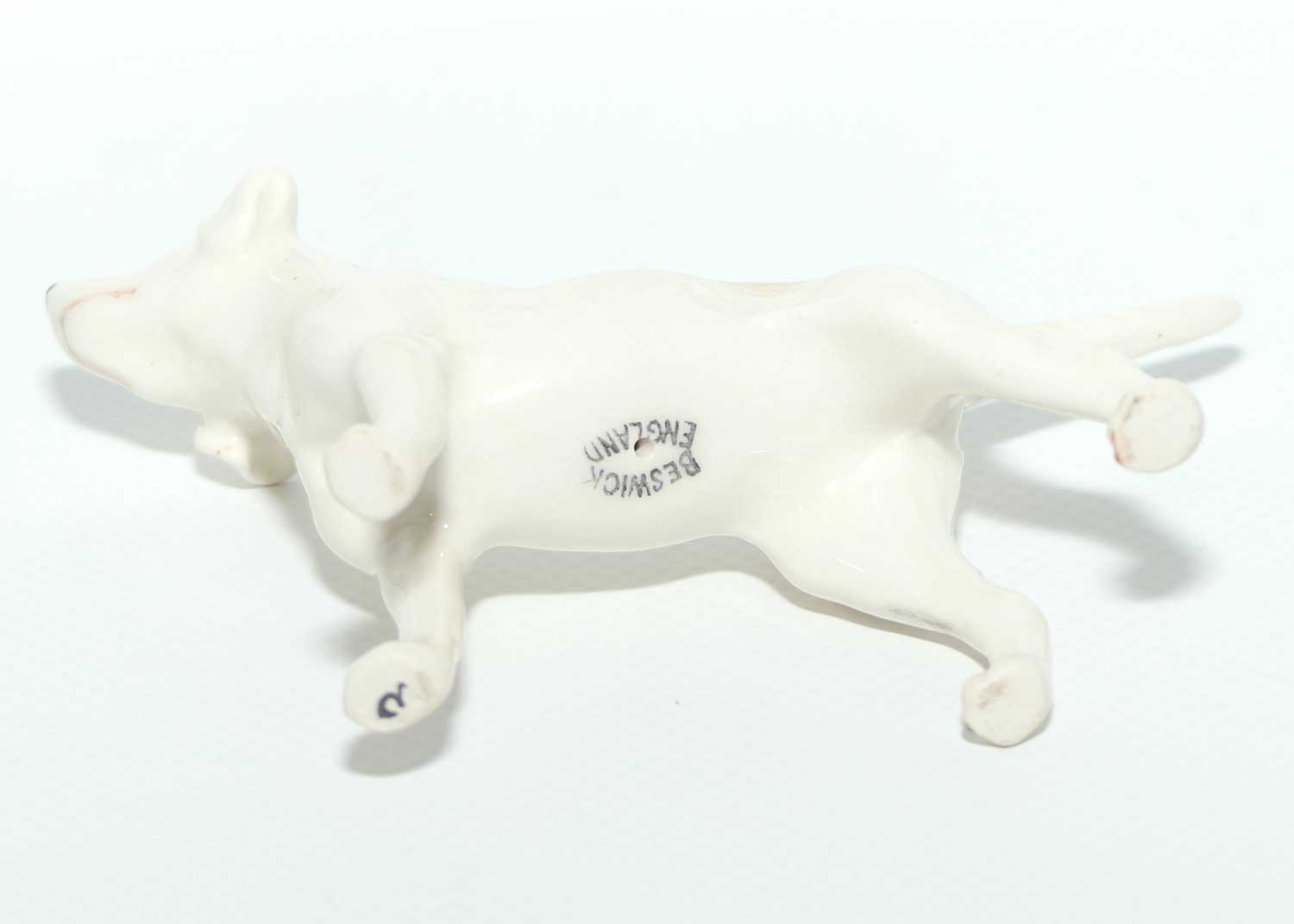 #2262 Beswick Foxhound | Looking Up | Thin Legs and Tail | Gloss
