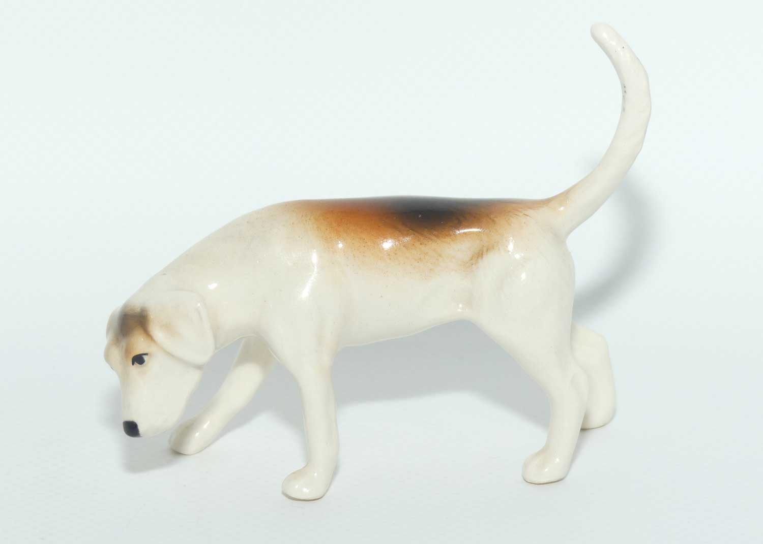 #2264 Beswick Foxhound | Looking Down | Tail Curled | Gloss