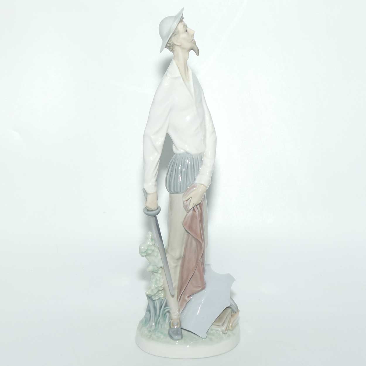 Lladro figure Don Quixote Standing Up | Short Sword | #2265