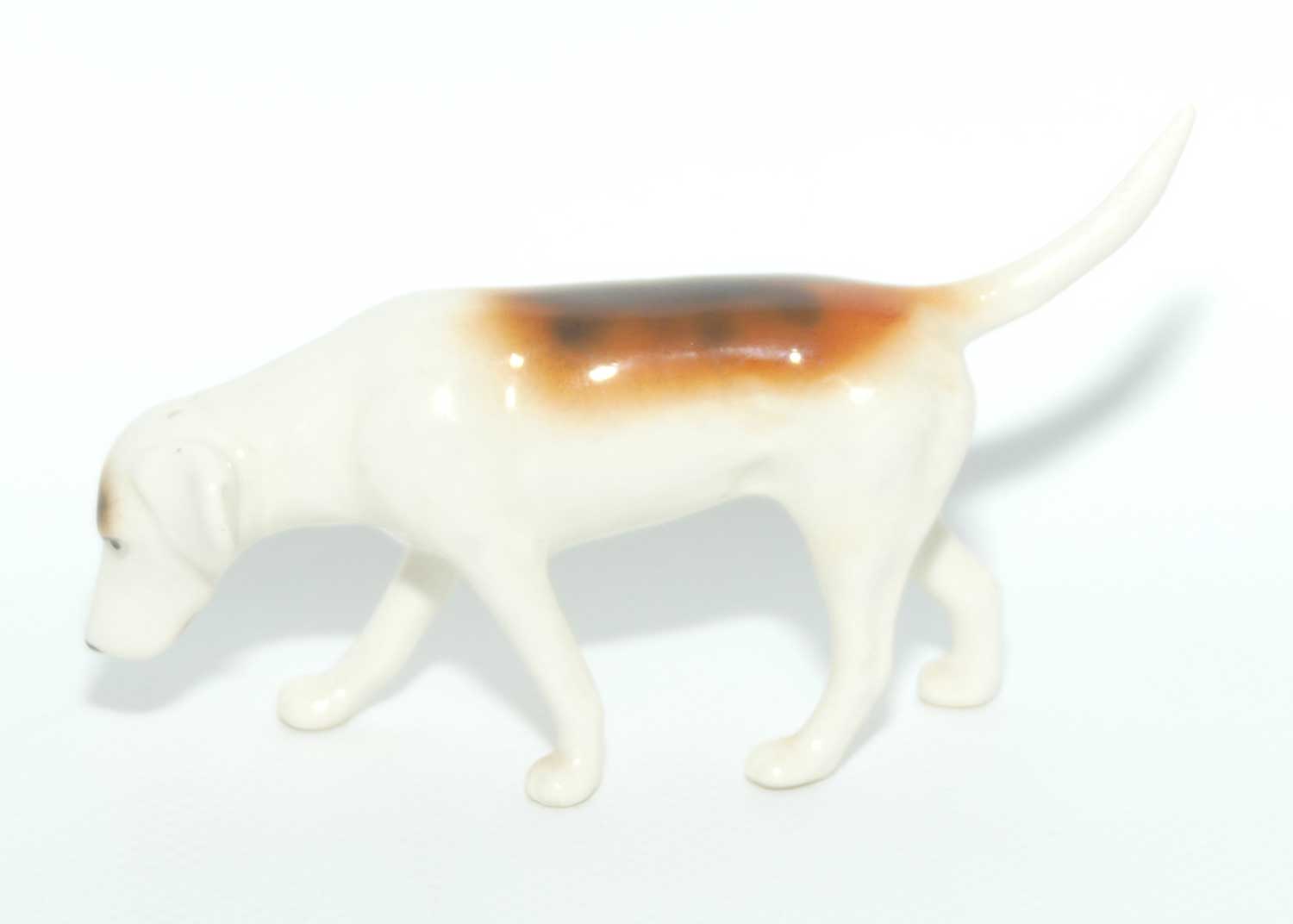 #2265 Beswick Foxhound | Looking Down | Tail Flaired | Gloss