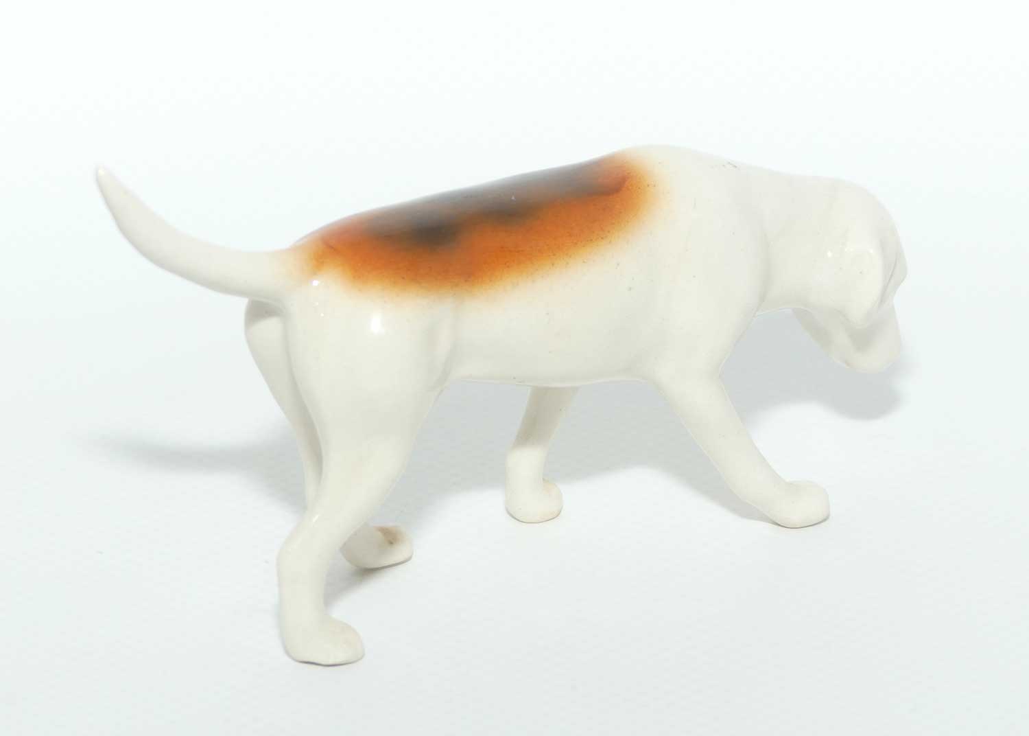 #2265 Beswick Foxhound | Looking Down | Tail Flaired | Gloss