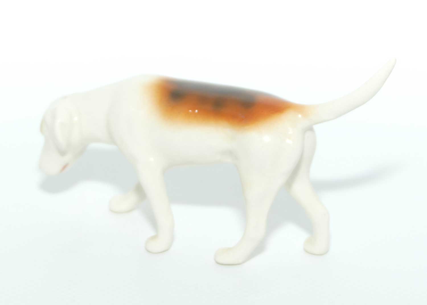 #2265 Beswick Foxhound | Looking Down | Tail Flaired | Gloss