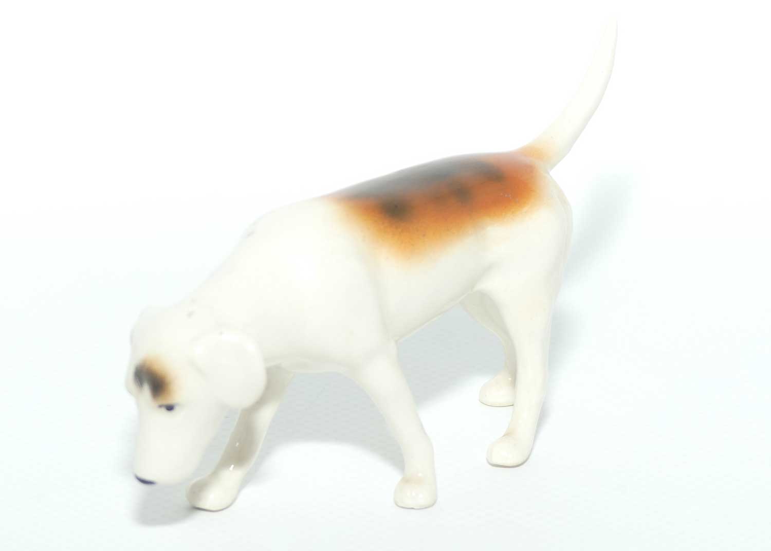 #2265 Beswick Foxhound | Looking Down | Tail Flaired | Gloss