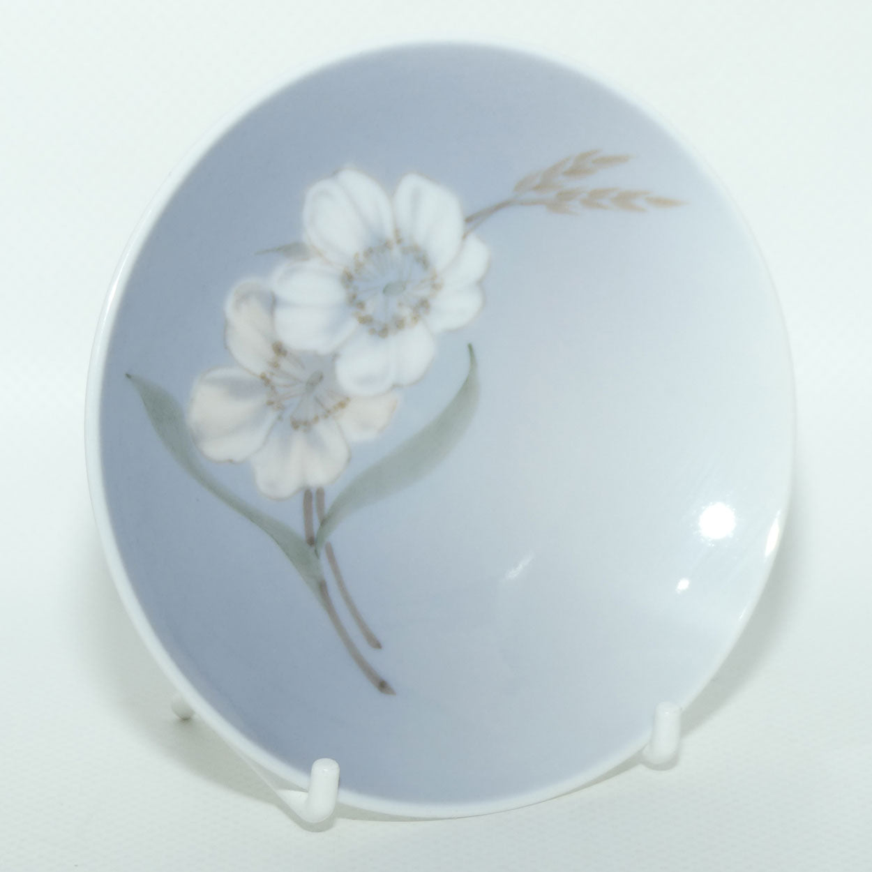 Royal Copenhagen round pin dish | Flower and Wheat | #2315