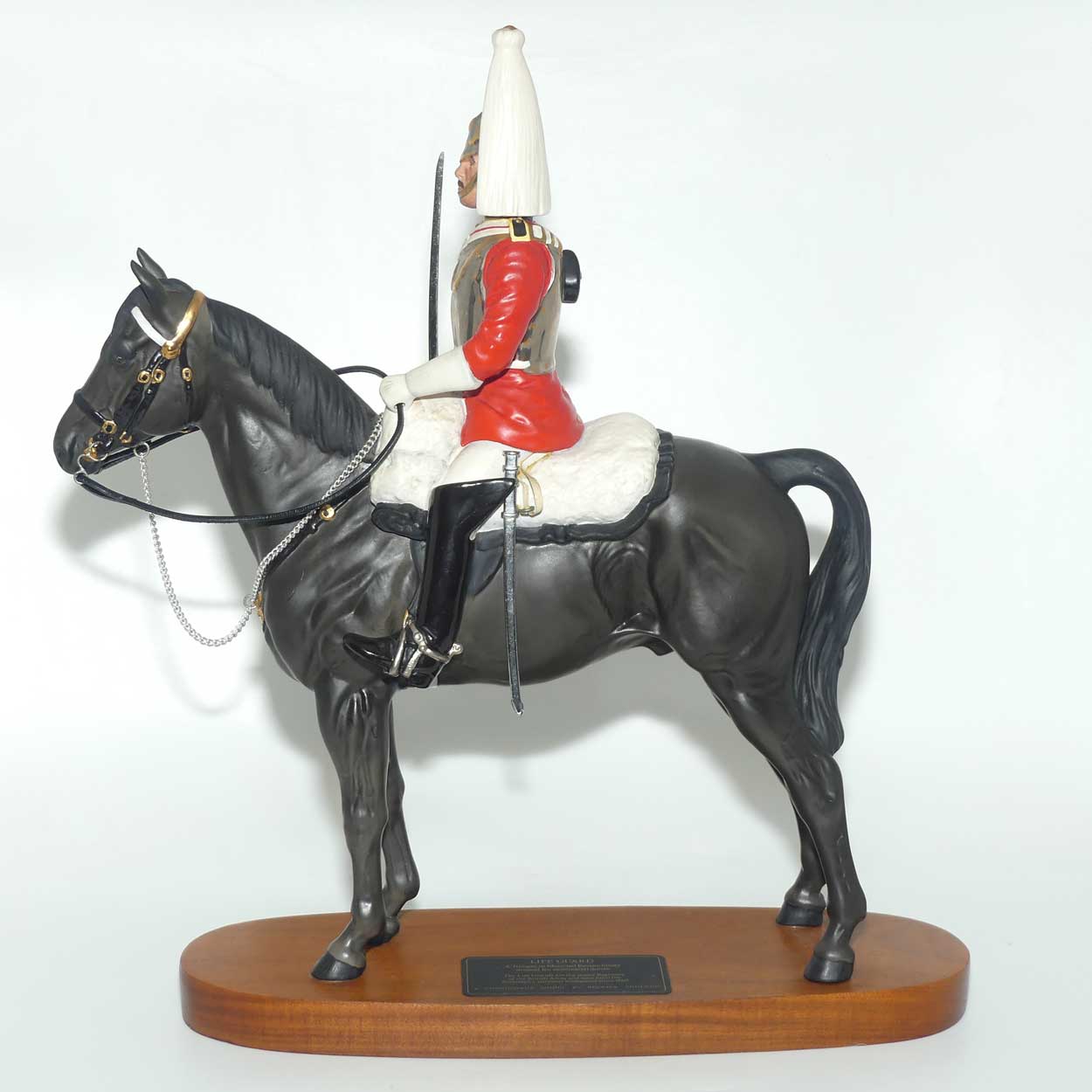 #2562 Beswick Connoisseur Horses | Lifeguard with Sword