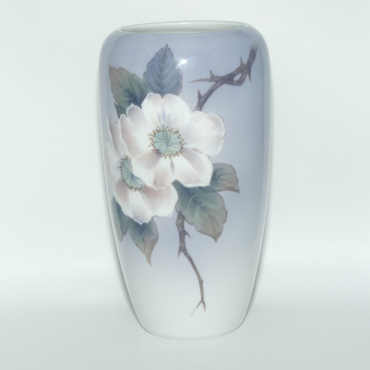 Royal Copenhagen large floral vase | Wild Rose | #2630/1049