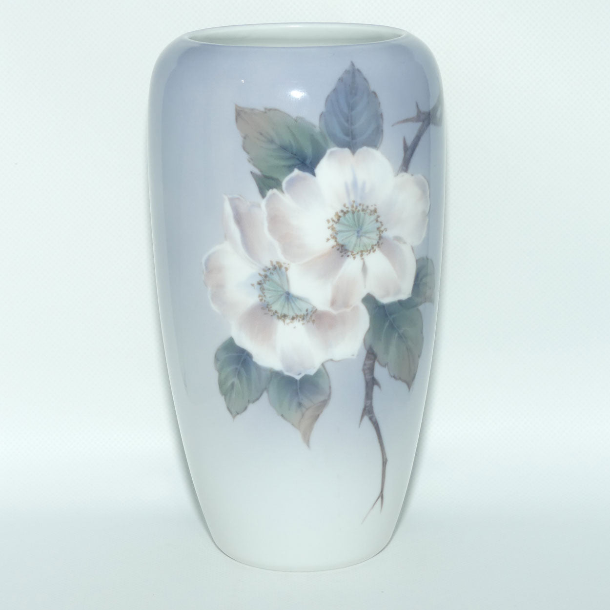 Royal Copenhagen large floral vase | Wild Rose | #2630/1049