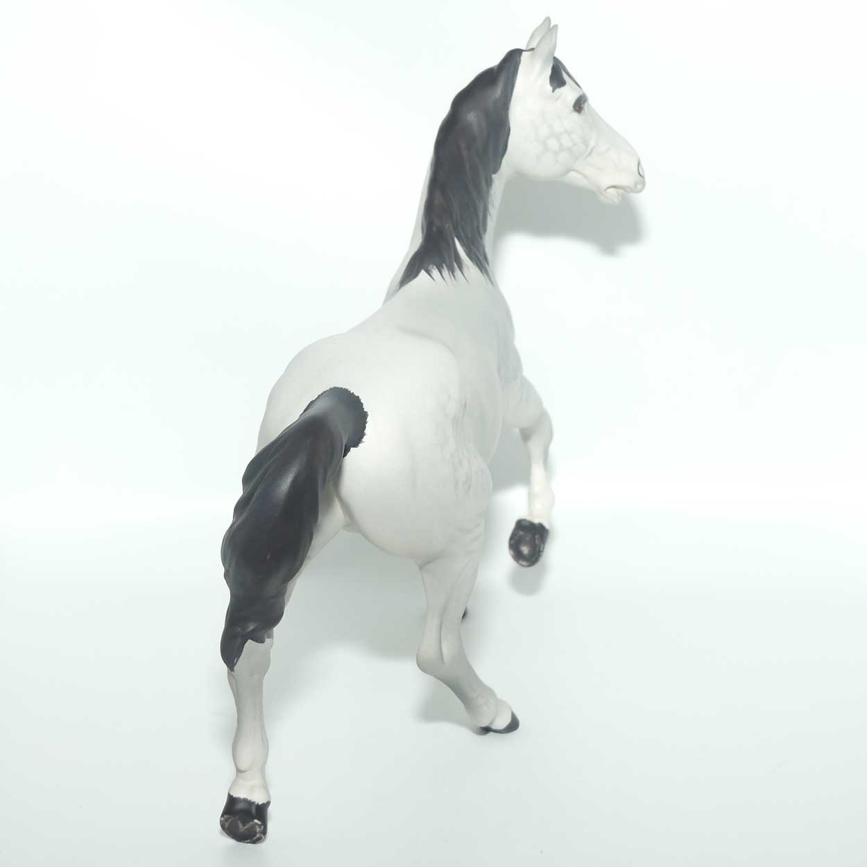 #2688 Beswick Spirit of the Wind (Grey, Matt)