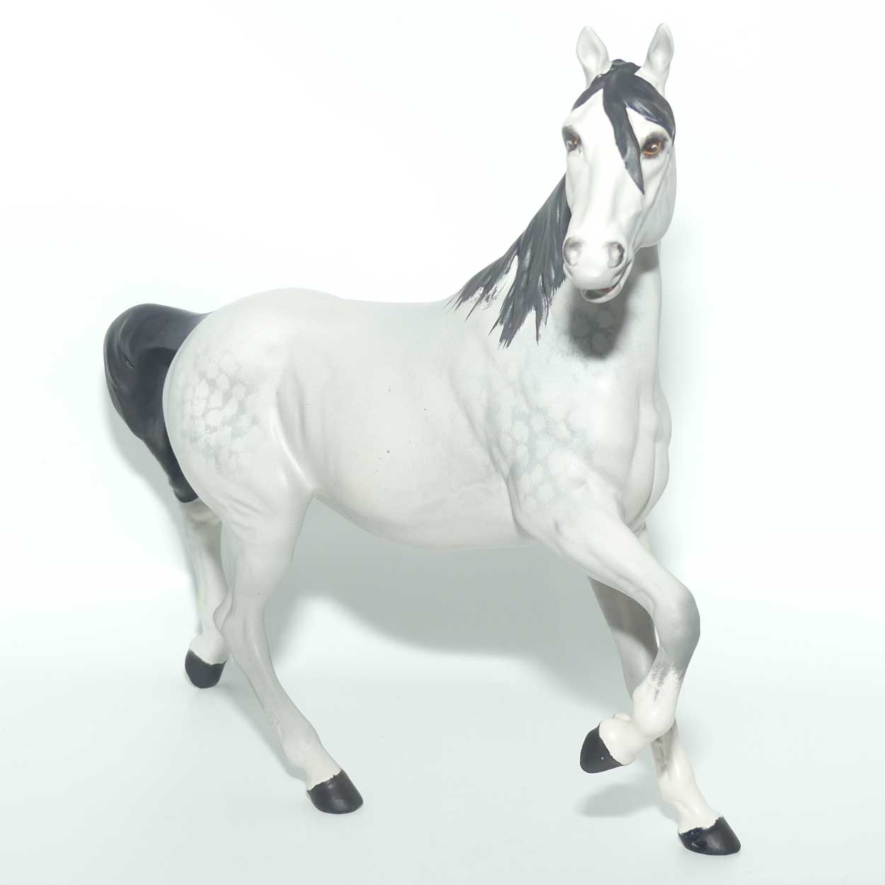 #2688 Beswick Spirit of the Wind (Grey, Matt)