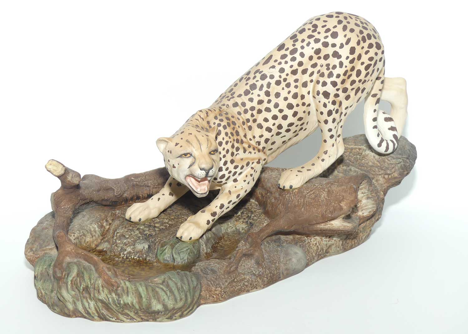 #2725 Beswick Connoisseur series Cheetah on Rock