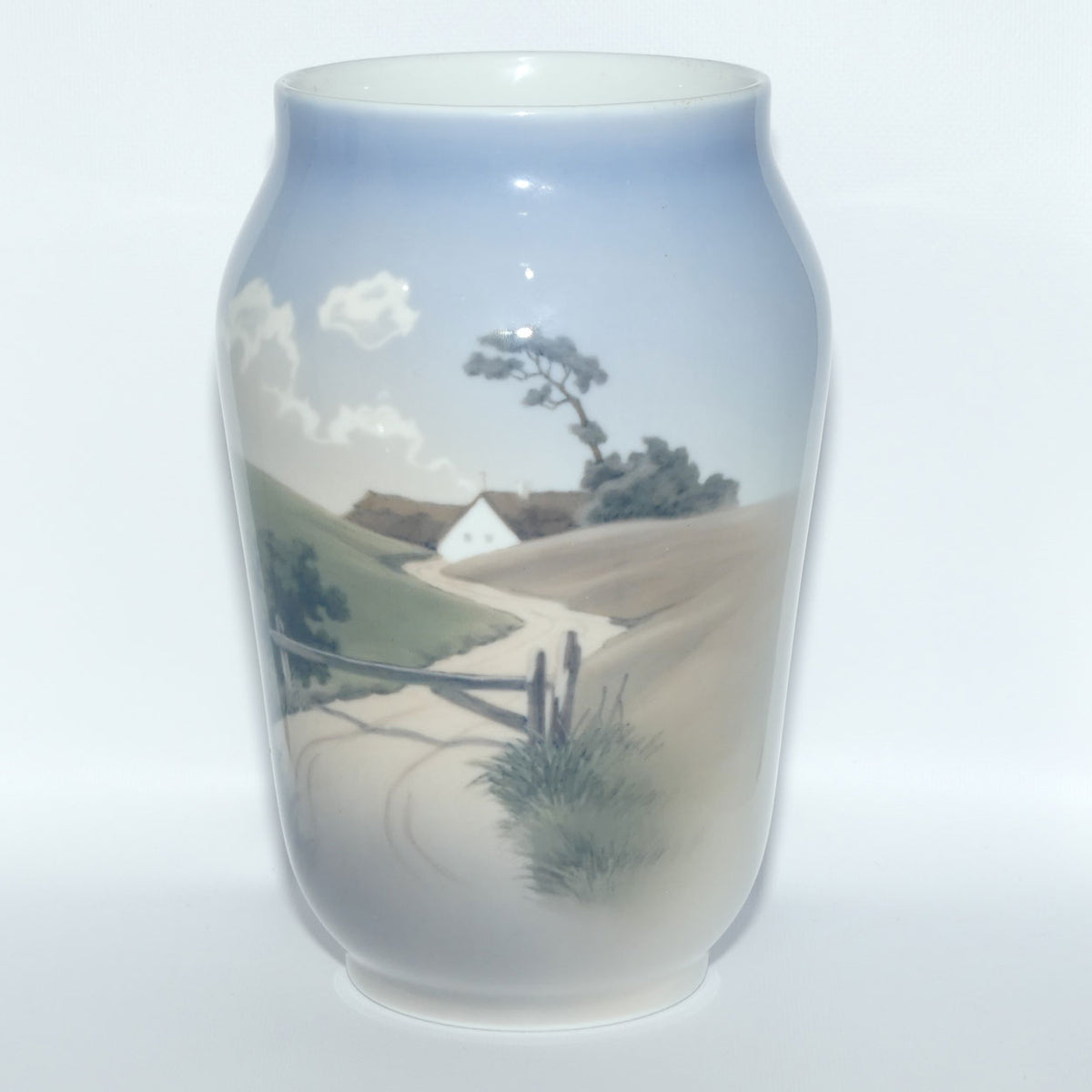 Royal Copenhagen vase | Cottage and Path scene | 2776 1217