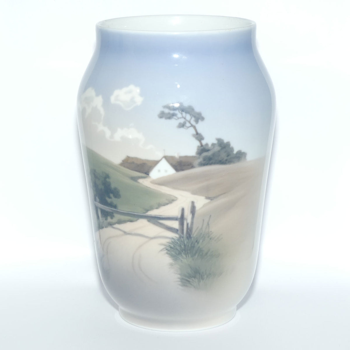 Royal Copenhagen vase | Cottage and Path scene | 2776 1217