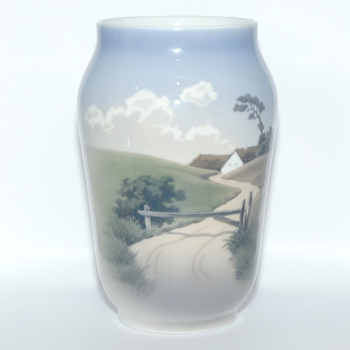 Royal Copenhagen vase | Cottage and Path scene | 2776 1217