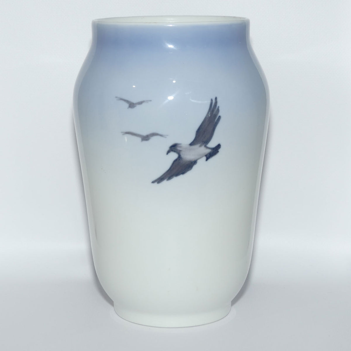 Royal Copenhagen vase | Cottage and Path scene | 2776 1217