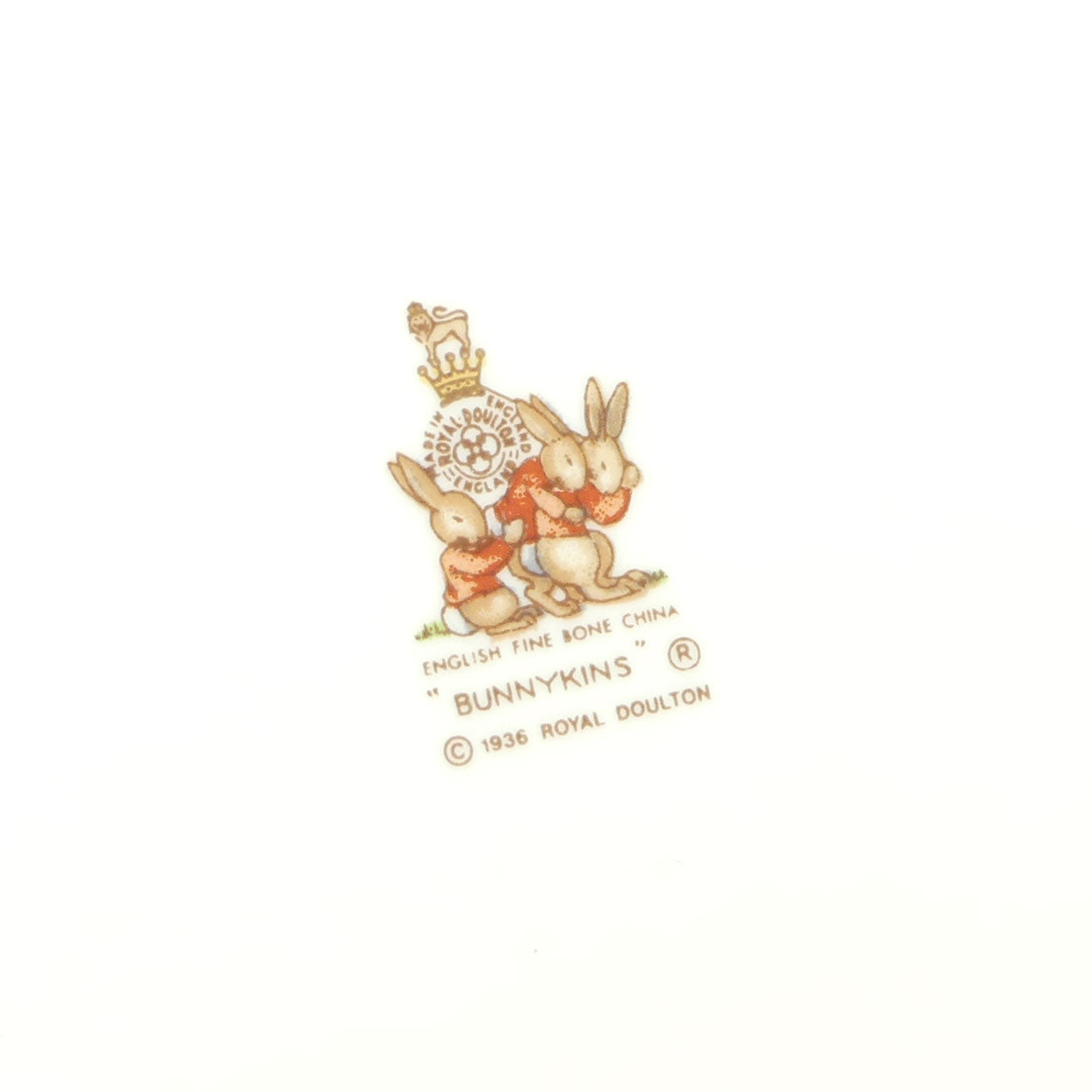 Royal Doulton Bunnykins Tableware Preparing Dinner plate | 27cm