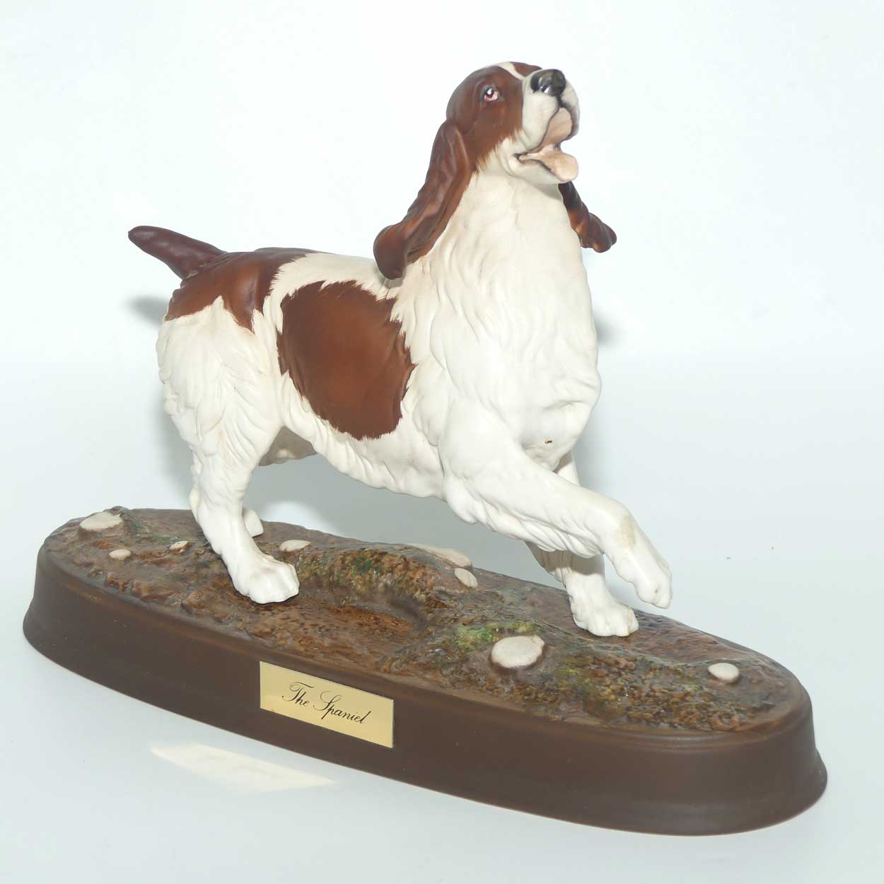 #2980 Beswick The Spaniel (Matt; Ceramic plinth)